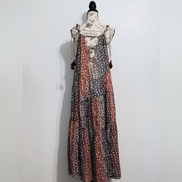 Anthropologie Shirred A-Line Tiered Dress In Wine Size Small NWT - Picture 8 of 11